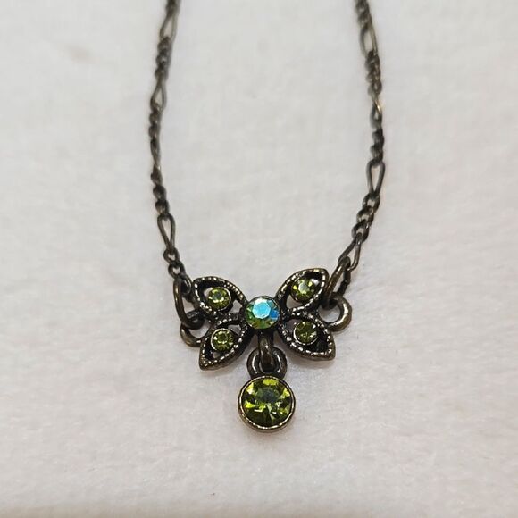 Vintage Green Gemstones Necklace - Picture 1 of 4